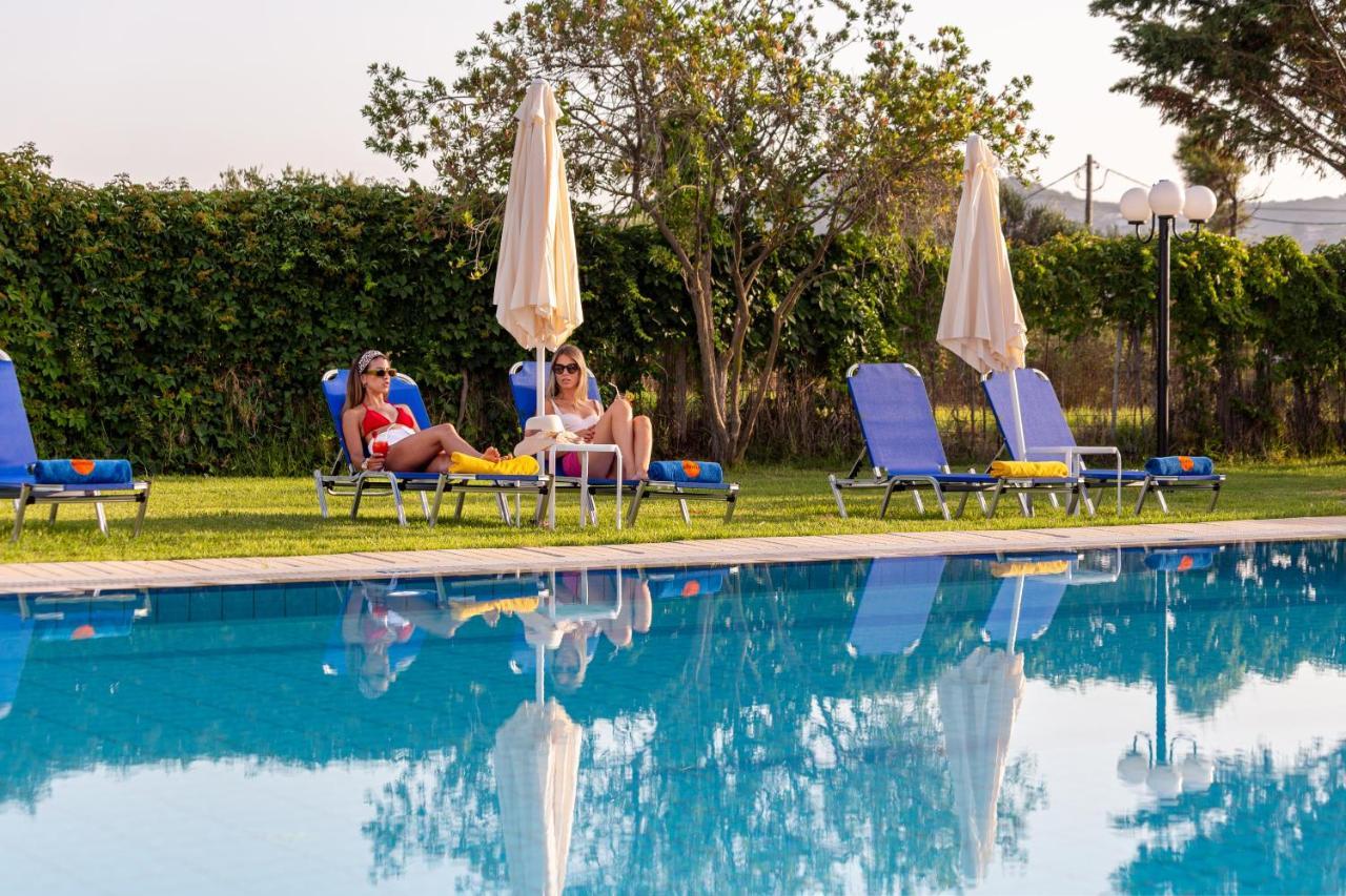 Alonia Hotel Apartments Kolymbari Exterior foto